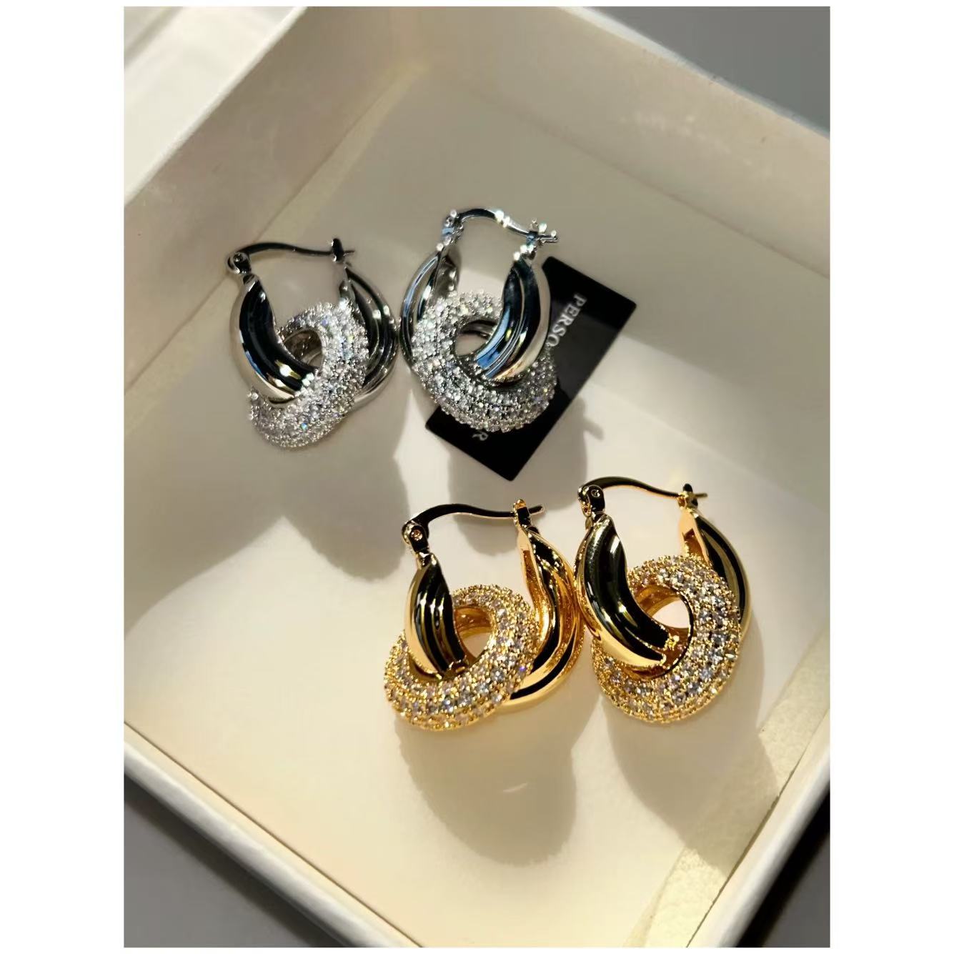 Duo | 2-in-1 Detachable Interlocking Pave Hoop Earrings