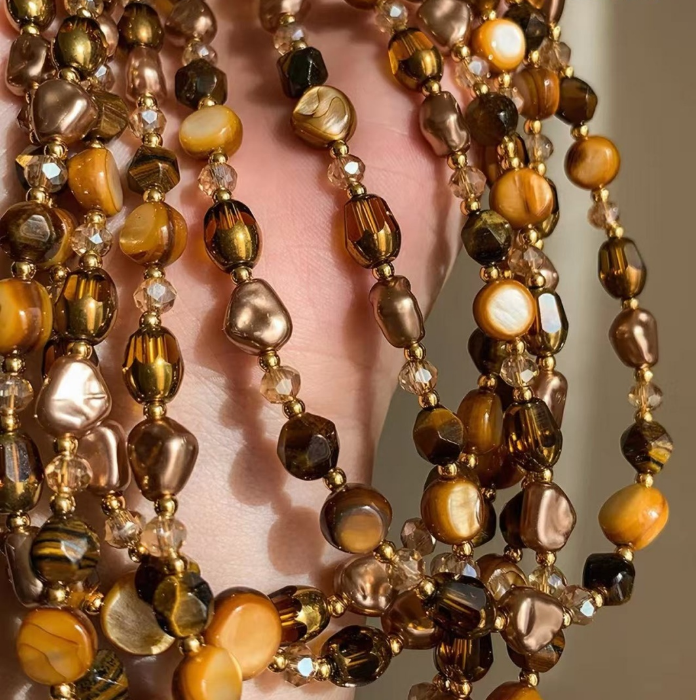 Sienna | Vintage Layered Amber Beaded Pendant Necklace