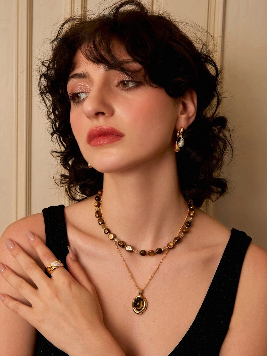 Sienna | Vintage Layered Amber Beaded Pendant Necklace
